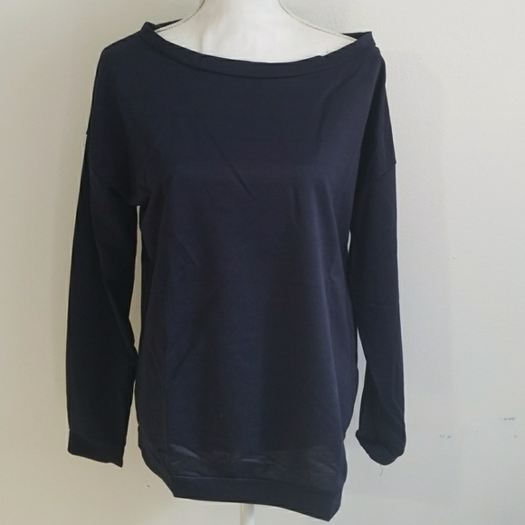 Beautiful Off Shoulder Long Sleeve Shirt - Picture 5 of 6
